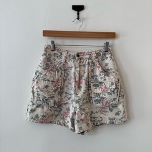 Vintage GAP floral cargo shorts